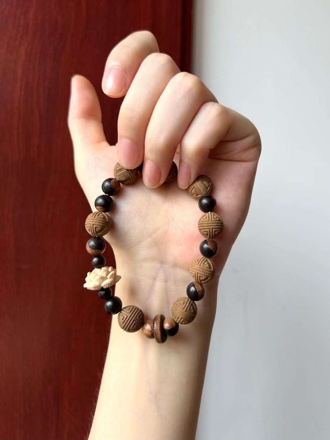 Trending Handmade Chinese Herbal Incense Bead Bracelet – Natural Aromatherapy, Stress Relief & Boho Fashion Accessory - Oriental Culture Shop