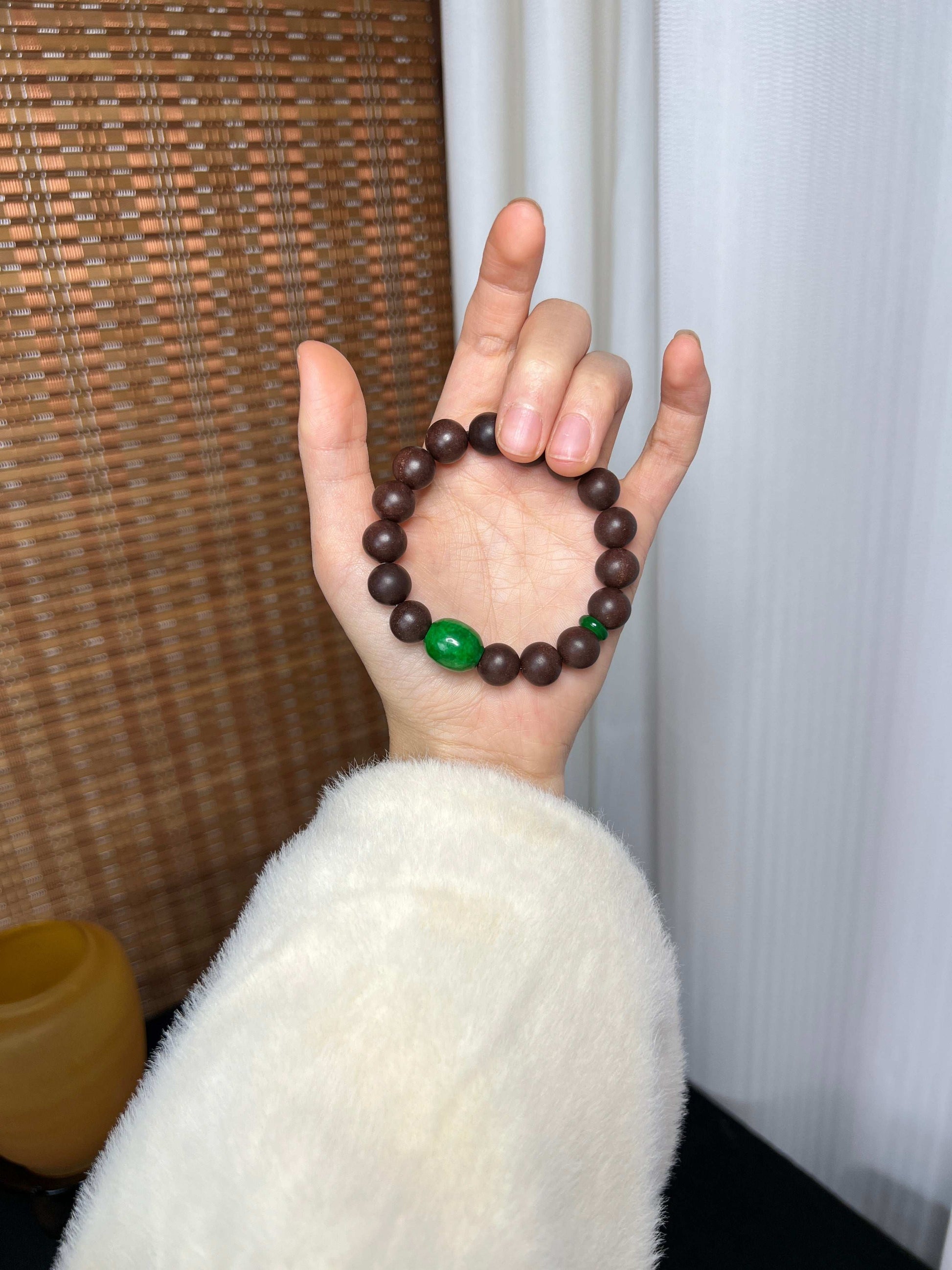 Trending Handmade Chinese Herbal Incense Bead Bracelet – Natural Aromatherapy, Stress Relief & Boho Fashion Accessory - Oriental Culture Shop