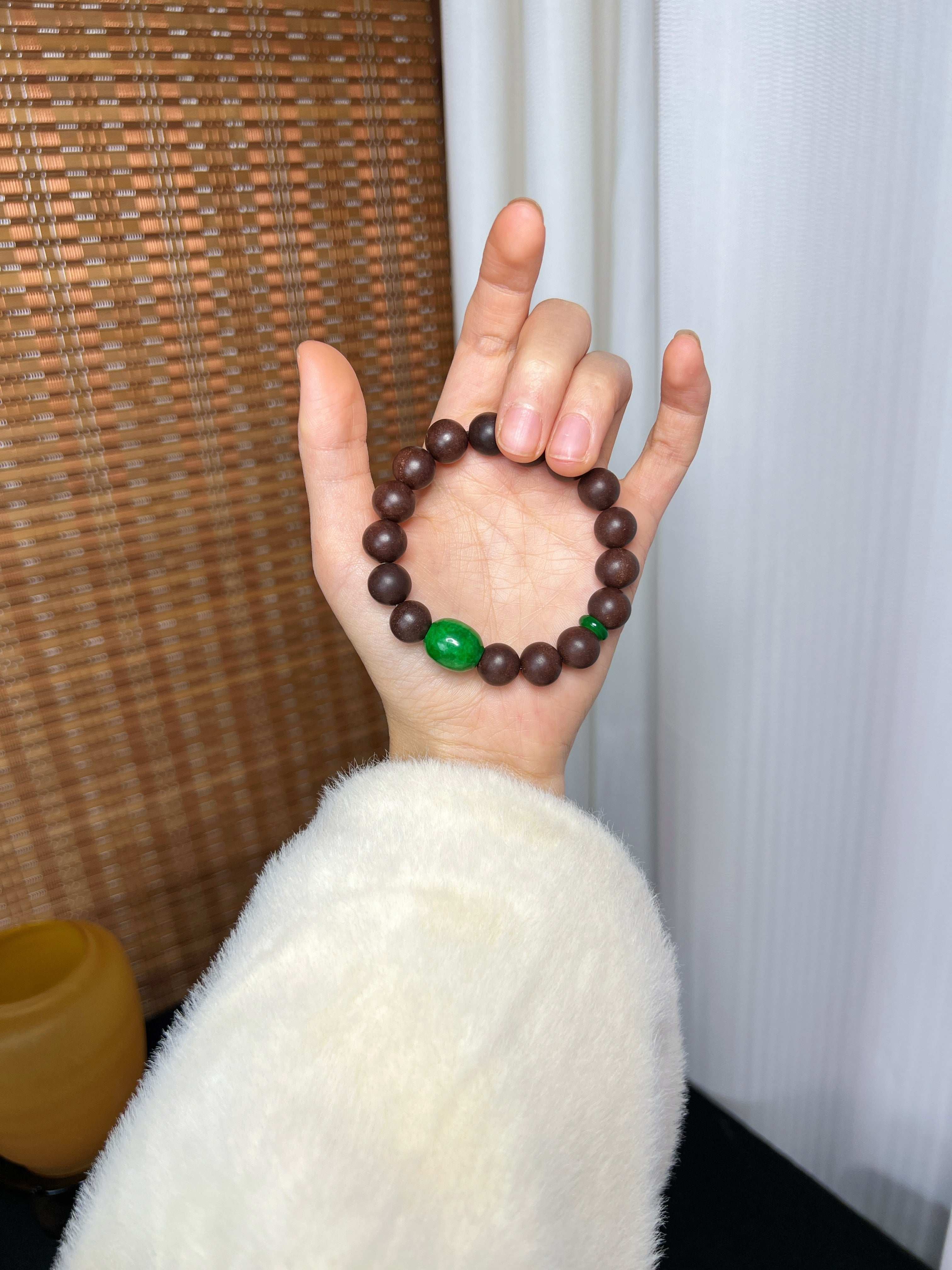 Trending Handmade Chinese Herbal Incense Bead Bracelet – Natural Aromatherapy, Stress Relief & Boho Fashion Accessory - Oriental Culture Shop