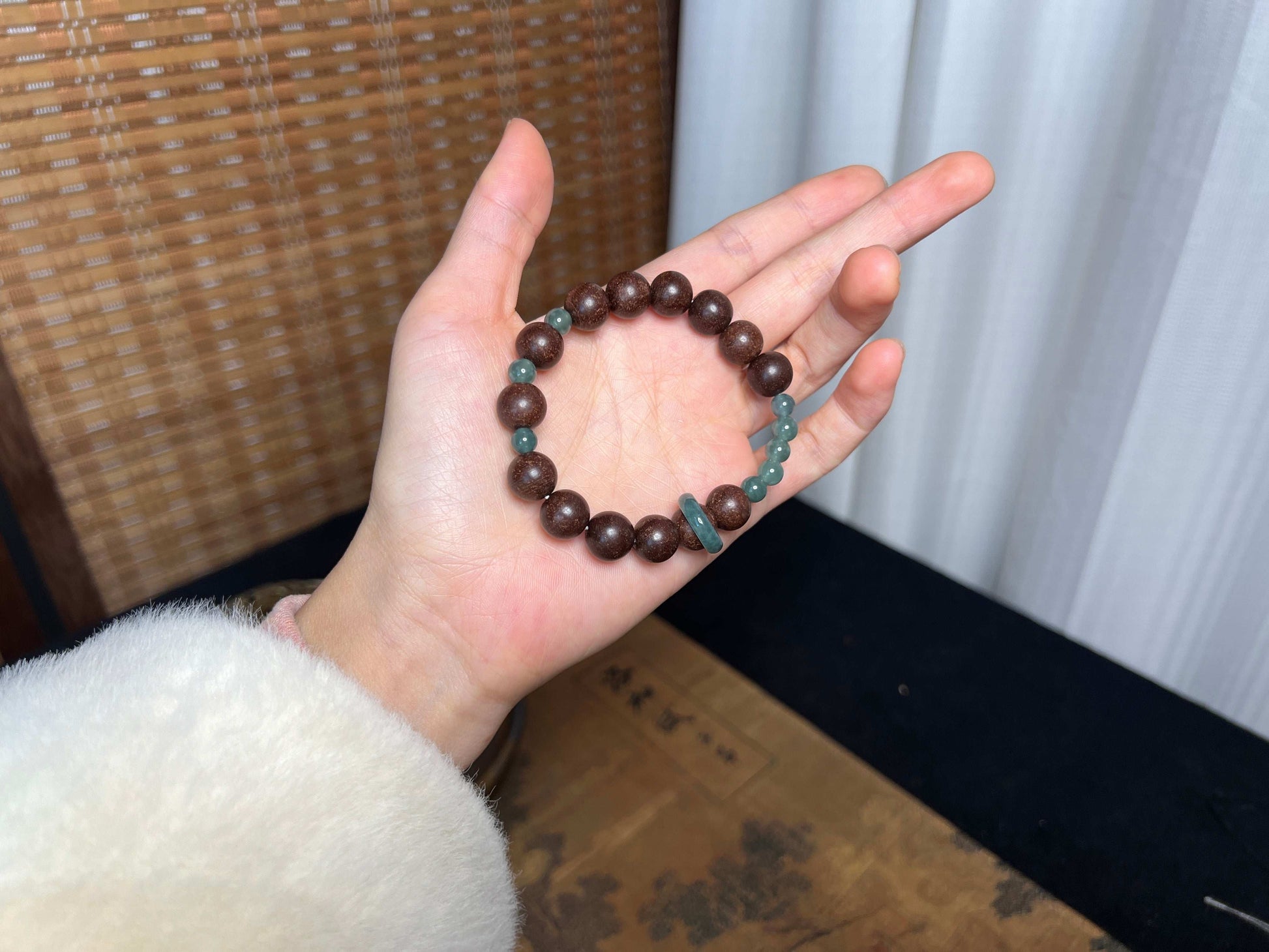 Trending Handmade Chinese Herbal Incense Bead Bracelet – Natural Aromatherapy, Stress Relief & Boho Fashion Accessory - Oriental Culture Shop