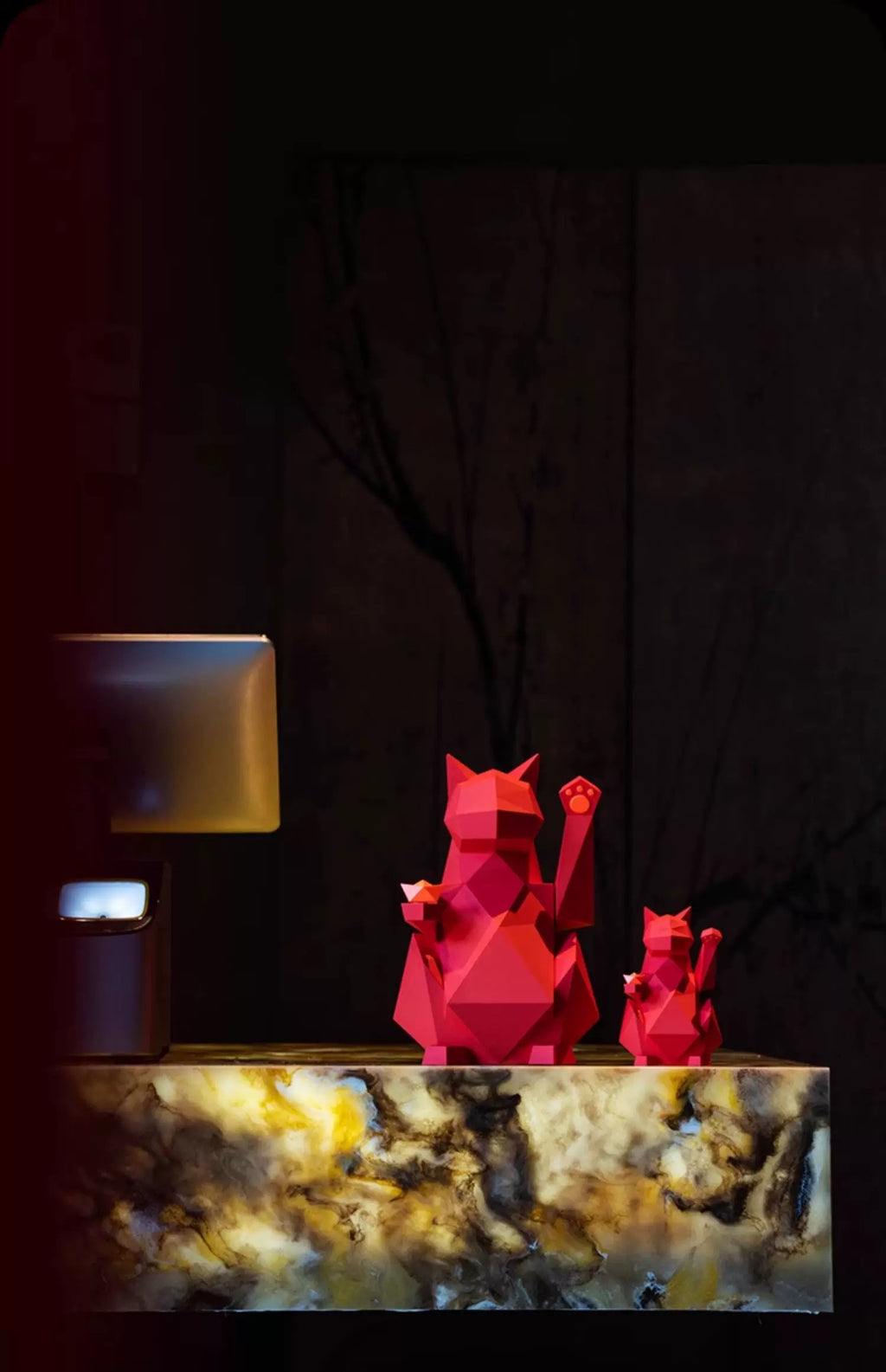 lucky Cat: The Mythical Wealth-Attracting Art Toy with Eco-friendly Material & Industrial Craftsmanship