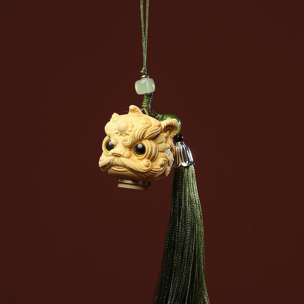 Awake lion woodcarving Perfume pouch Backpack buckle Car aromatherapy pendant - Oriental Culture Shop