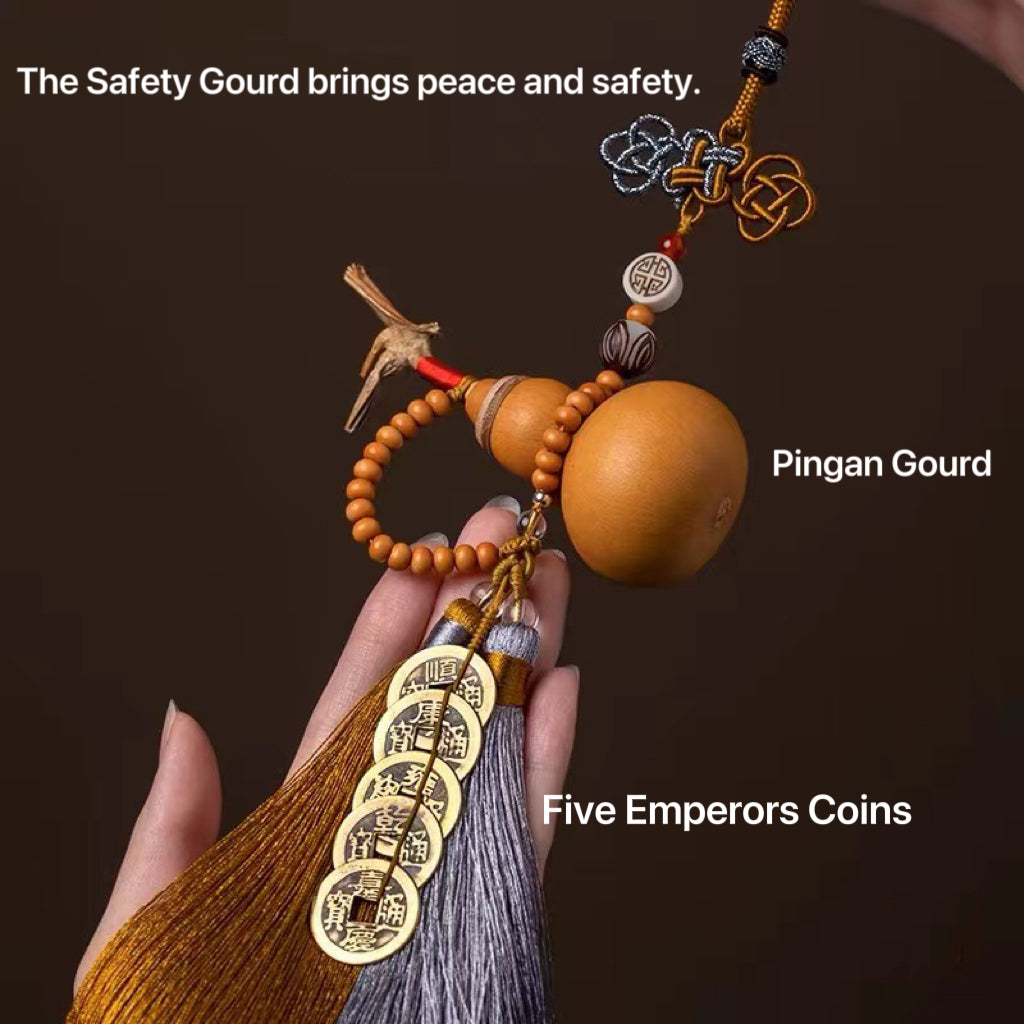 Natural Gourd with Five Emperors Coins Car Hanging Decoration for Rearview Mirror - Ensure Safe Journeys for All